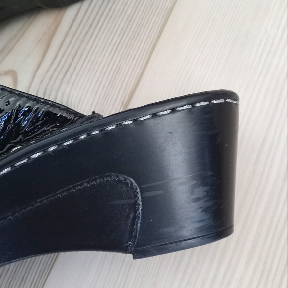 Alegria Thong Wedges - Picture 9 of 9